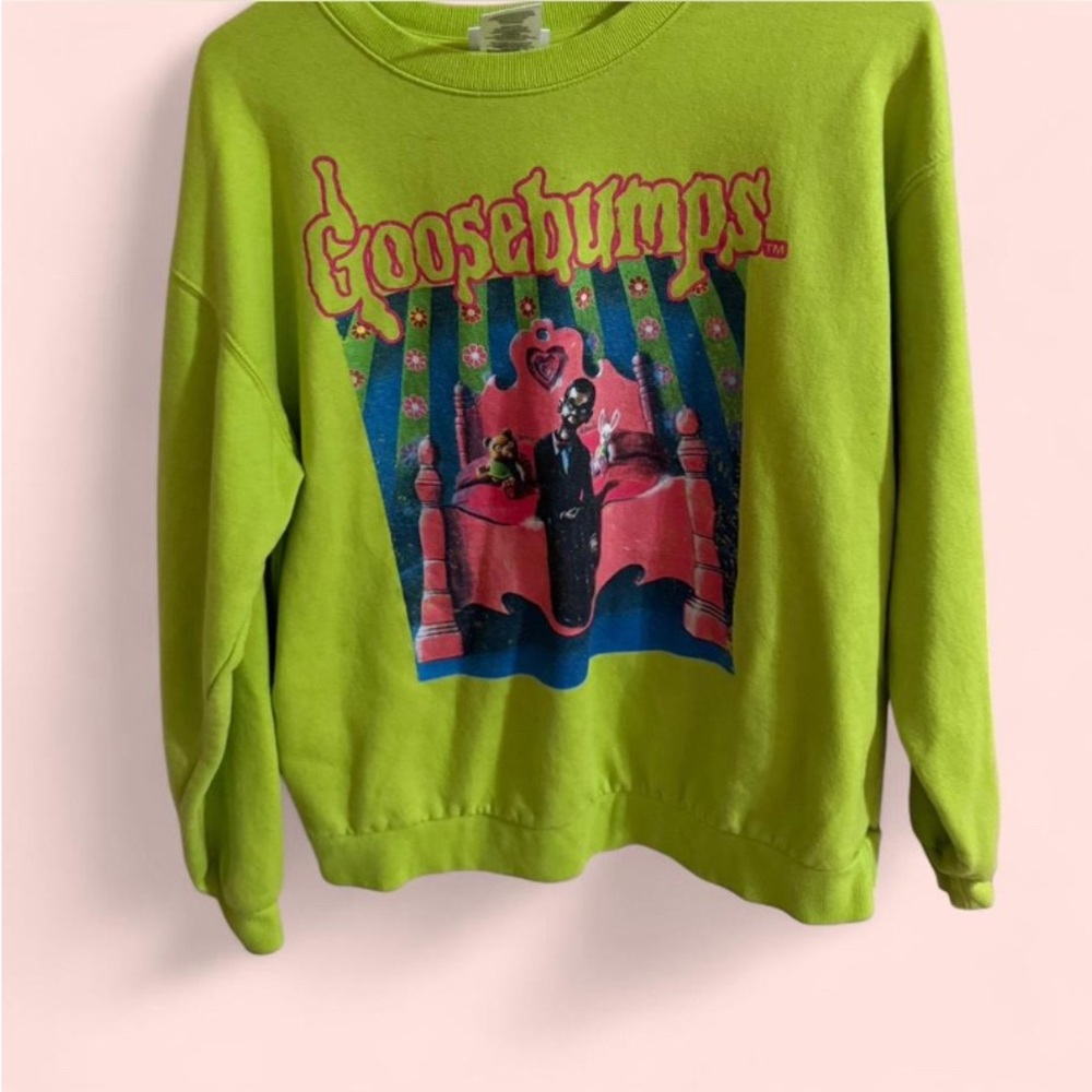 90s Vintage Goosebumps Lime Green Sweatshirt Sweater Women’s Medium RL Stein